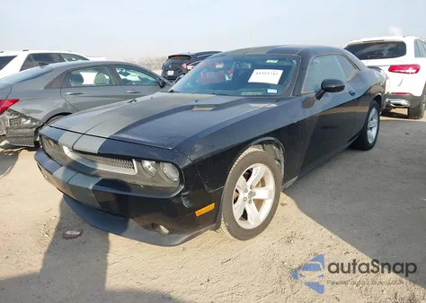 2013 Dodge Challenger Sxt z USA, uszkodzony, nr VIN 2C3CDYAG0DH511743